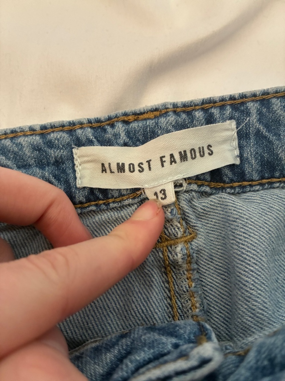 Almost Famous Women’s Distressed Blue Women's Ripped Jeans Size 13 - Picture 5 of 10